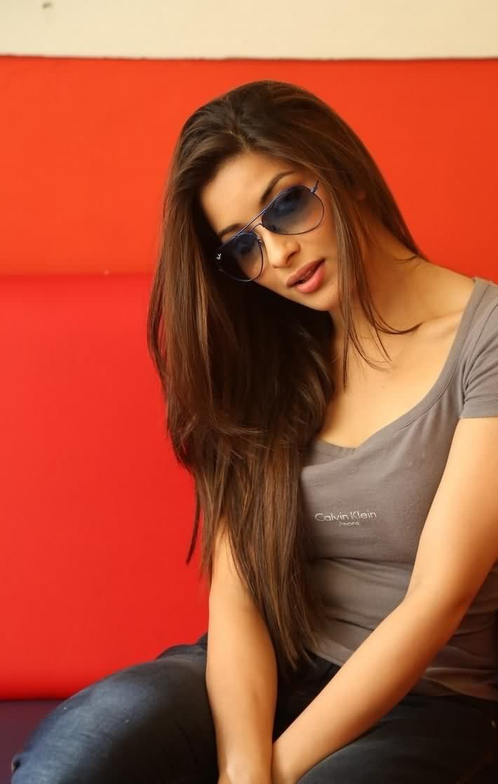 Actress Madhurima Latest Stills 