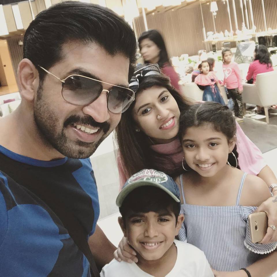 Arun Vijay family photos