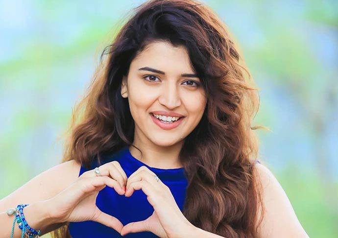 Chitra Shukla Impressive images.