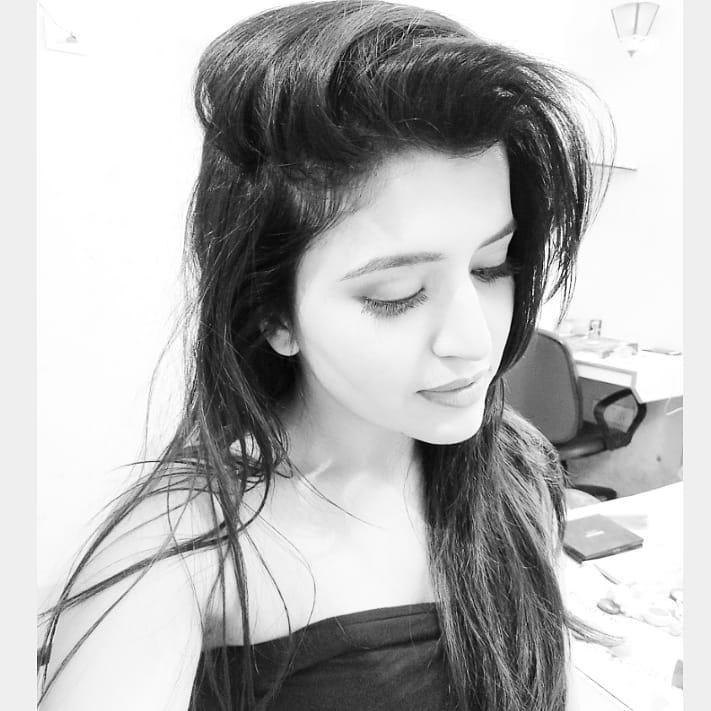 Chitra Shukla Impressive images.