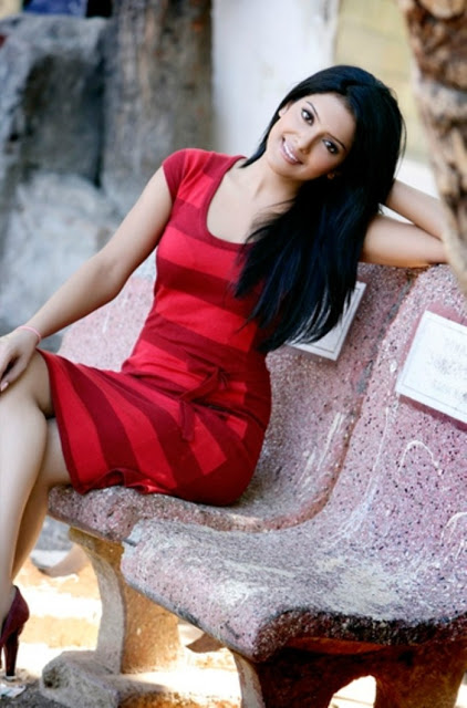 Actress Vishakha Singh Photoshoot Stills