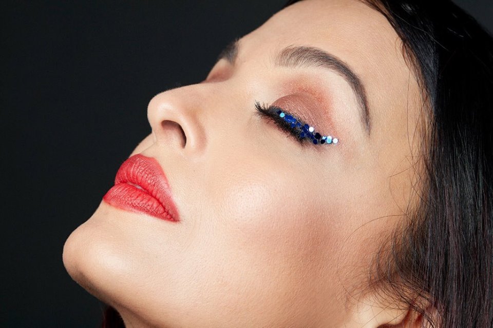 Actress Aishwarya Rai Stunning Photos.