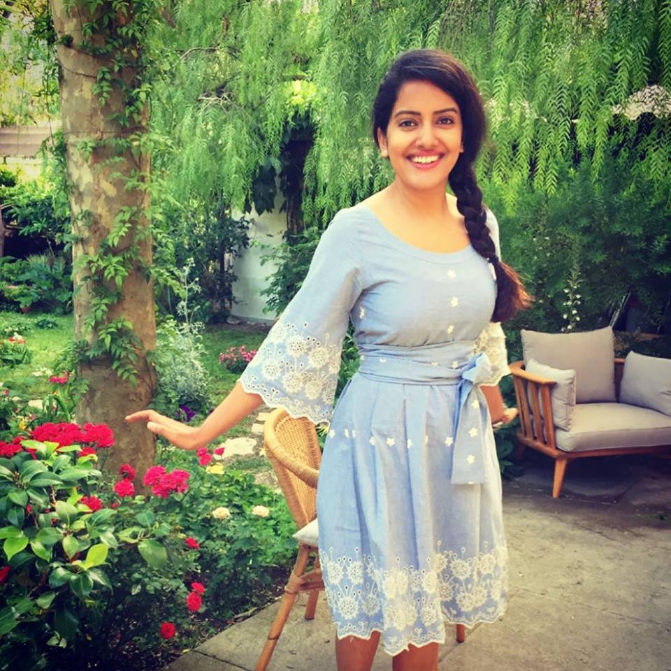 Vishakha Singh Latest Images.