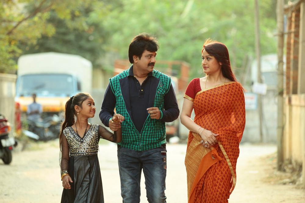 Palakkattu Madhavan Movie Stills | Vivek, Sonia Agarwal