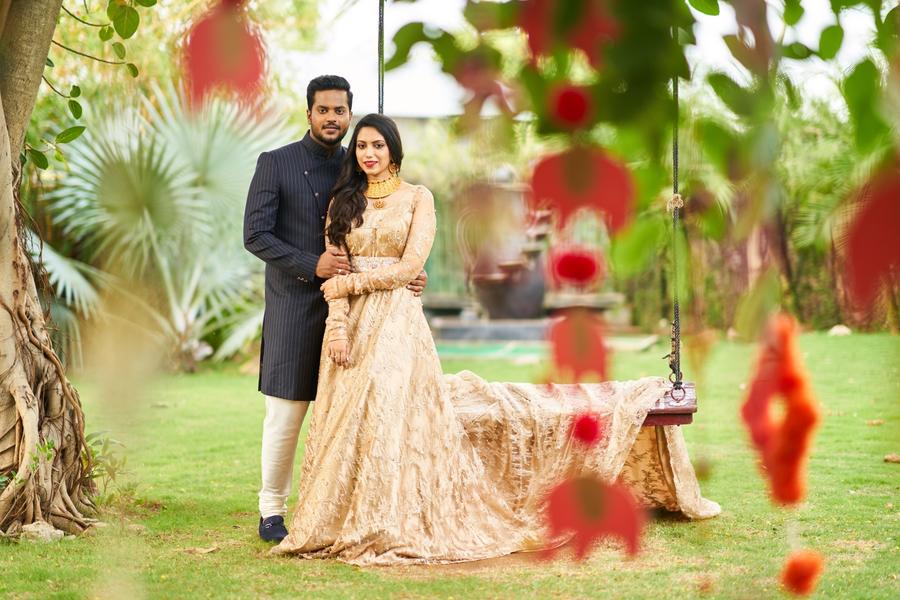 Joy Crizildaa Engagement Photos.