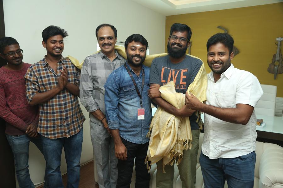 Pallu Padama Paathuka movie dubbing Pooja photos 