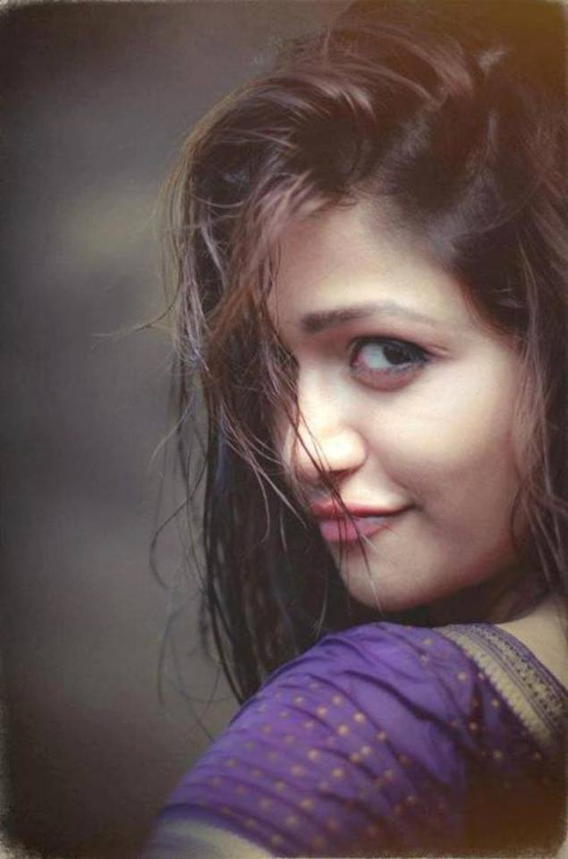 Anaika Soti Sizzling Photos