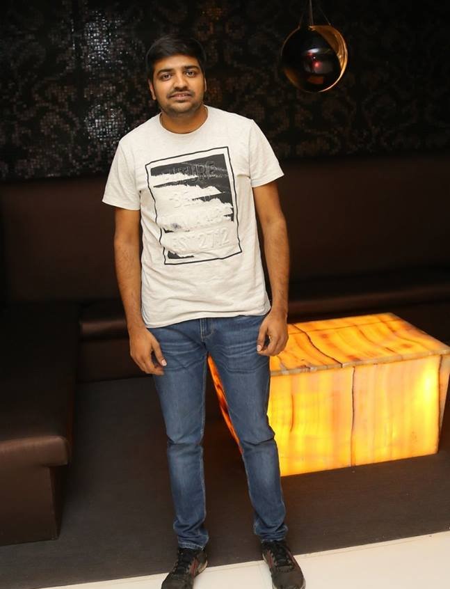 Celebs at Tamizh Padam Special Show Stills. 