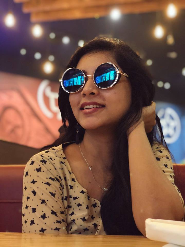 Actress Suza Kumar glamorous pictures