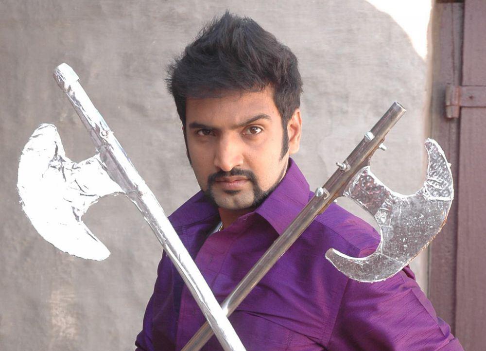 Kalakalappu Tamil Movie Stills | Santhanam
