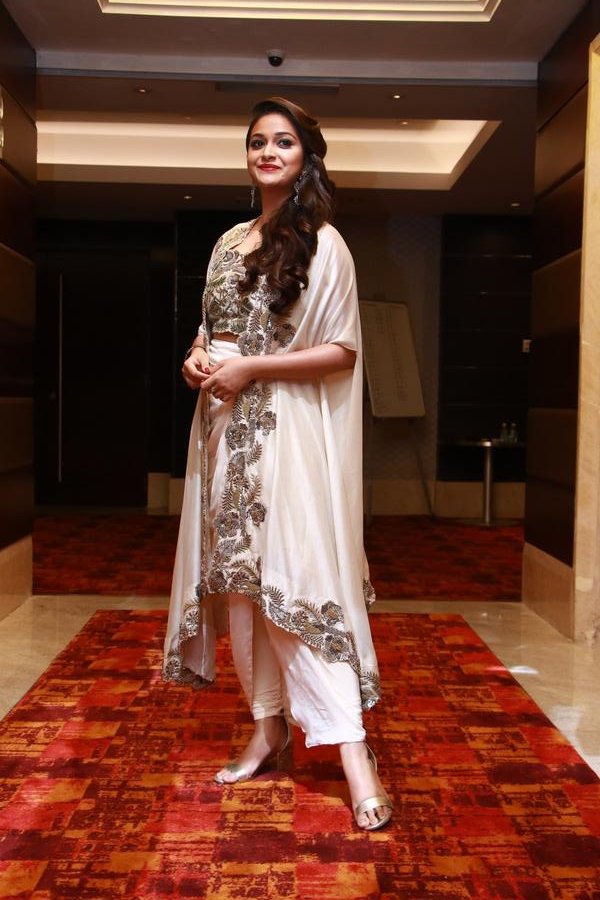 Beautiful Images Of Actress Keerthi Suresh.