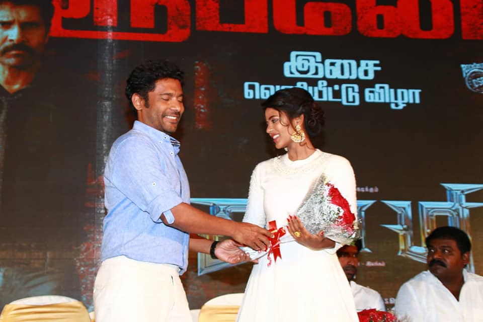 Saamy Square Audio Launch Very Fresh Images.