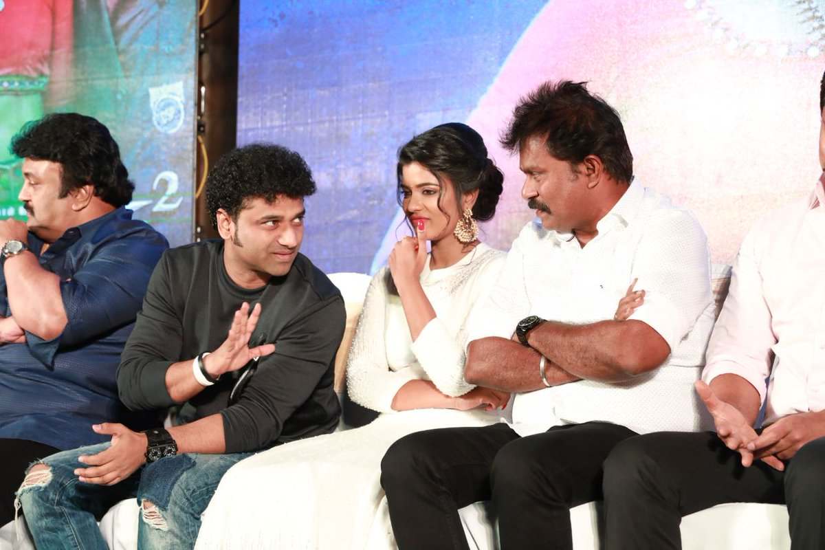 Saamy Square Audio Launch Very Fresh Images.