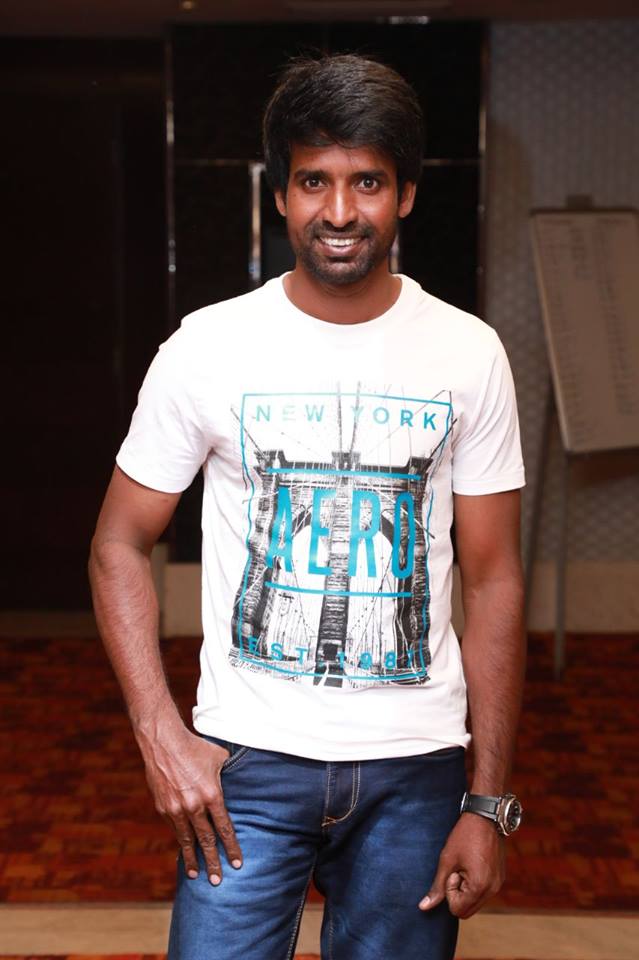 Saamy Square Audio Launch Very Fresh Images.