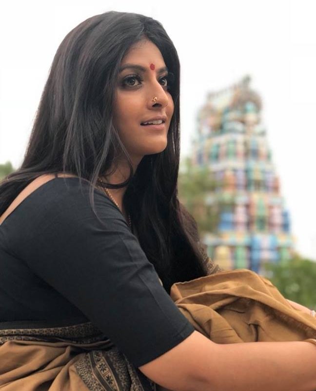 Varalaxmi Sarathkumar in Sandakozhi 2 Movie New Photos 