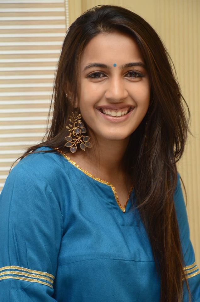 Niharika Konidela New Images.