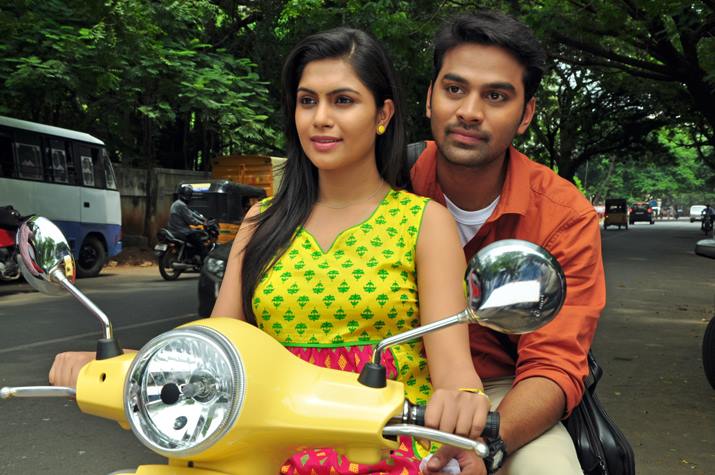 Enga Kaatula Mazhai Latest Stills