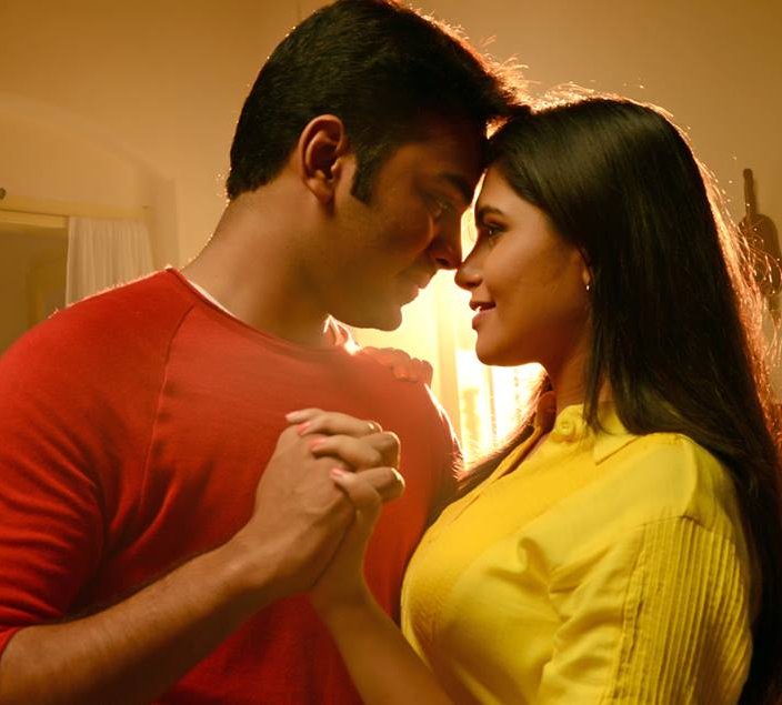 Enga Kaatula Mazhai Latest Stills