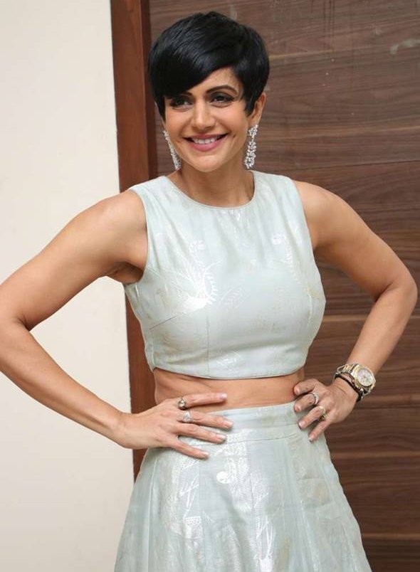 Actress Mandira Bedi Latest Pics.