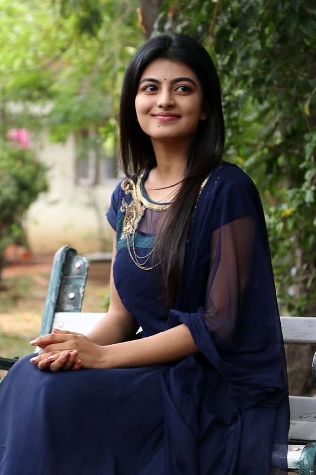 Actress Anandhi latest stills.