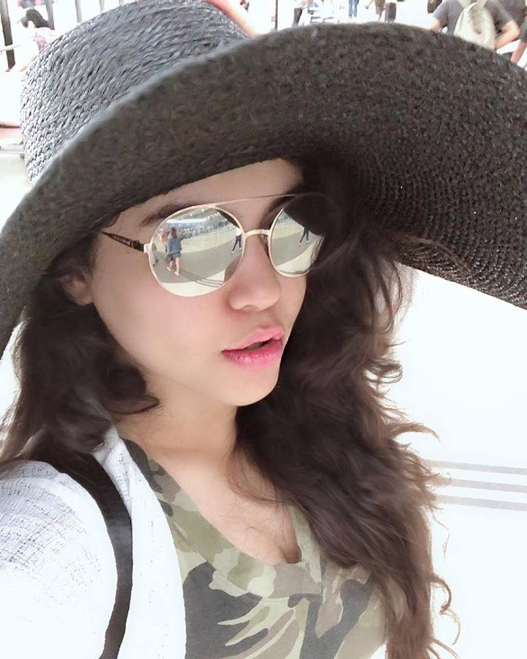 Actress Sherin Hot Stills