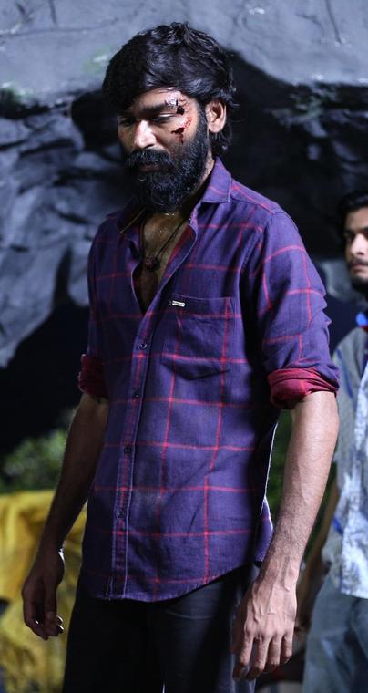 Vada Chennai Movie Latest Images.