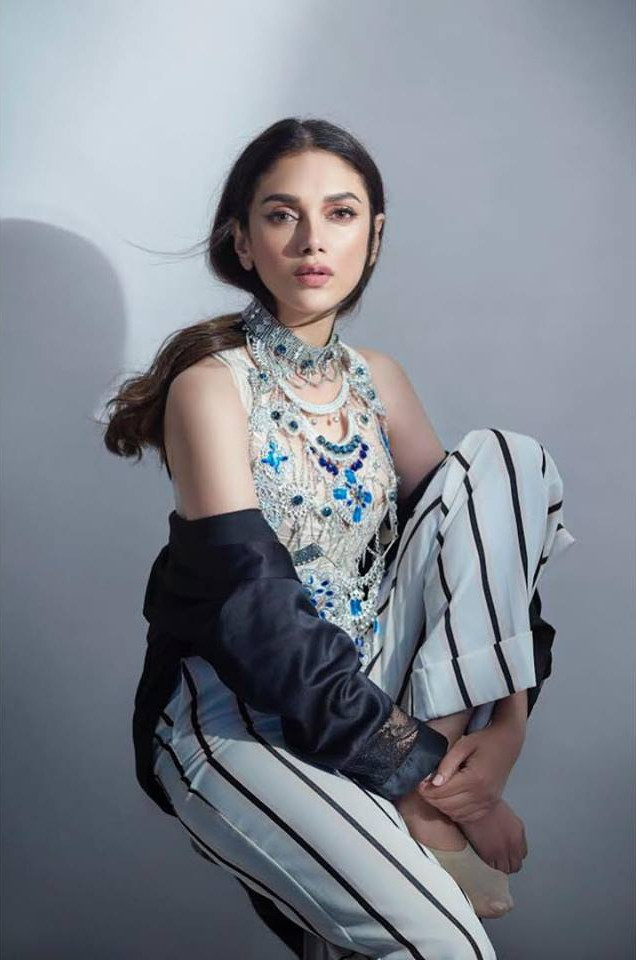 Aditi Rao Hydari Glamorous Images.