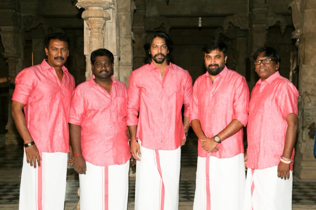 Kombu Vatcha Singamda First Day Shooting Spot Stills.