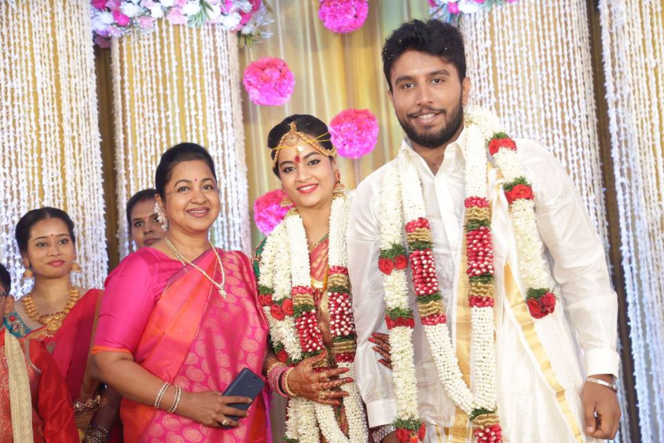 Suja Varunee Sivakumar Wedding Reception Photos