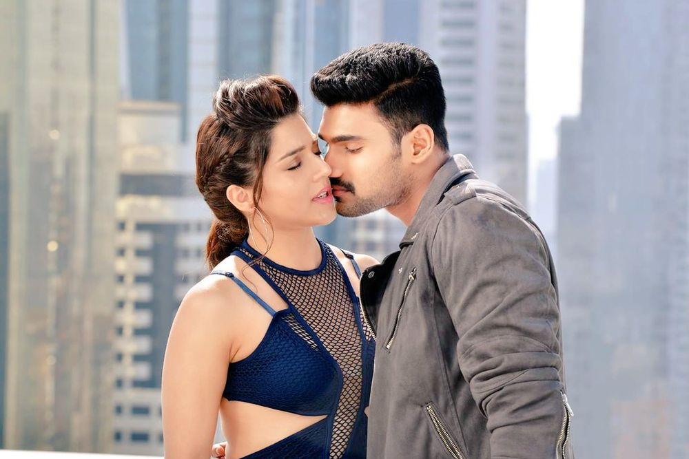 Kavacham Very Fresh images.