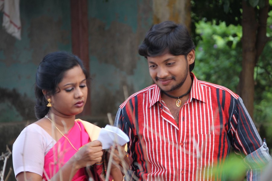 Dhoni Kabadi Kuzhu Fresh Images.