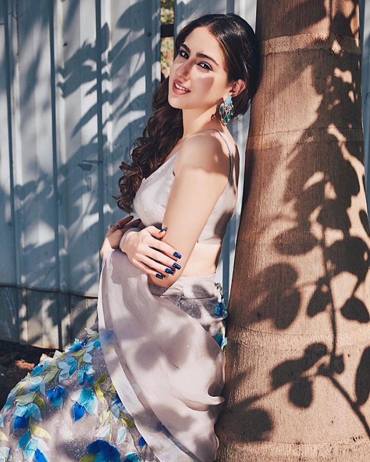 Sara Ali Khan Pretty photos in Kedarnath