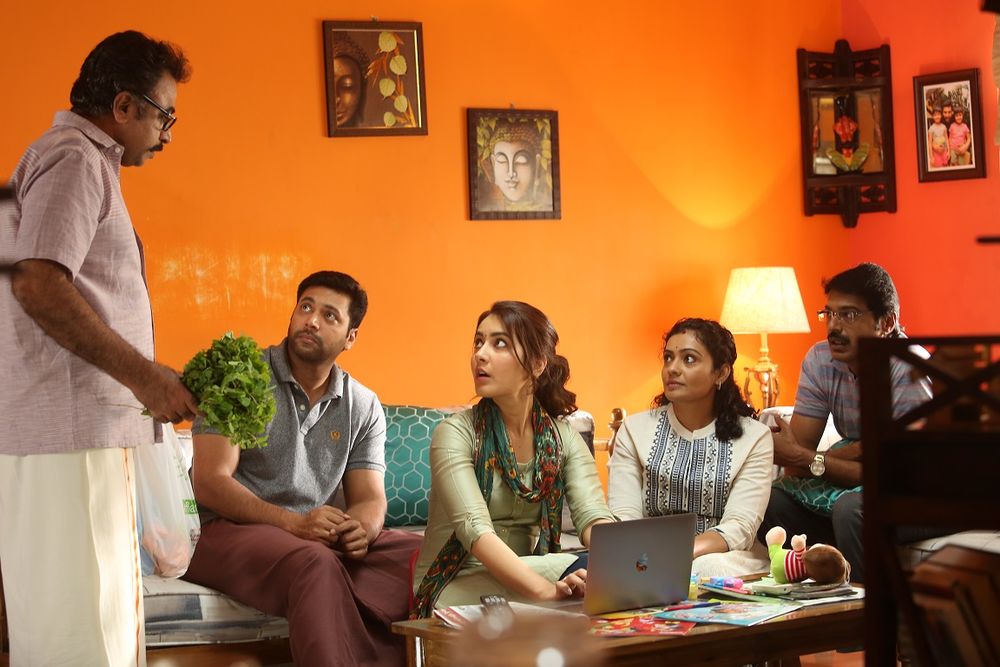 Adanga Maru Movie photos.