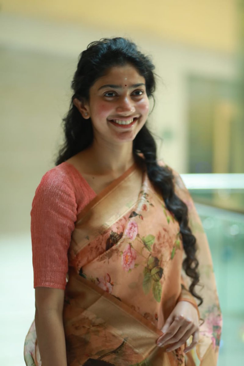 Sai Pallavi Sizzling Images From Maari 2 Press Meet
