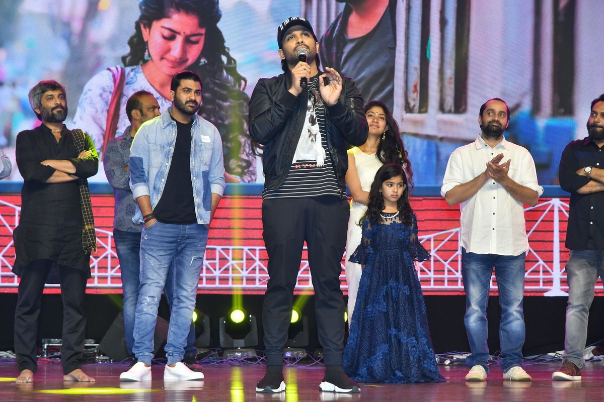 Padi Padi Leche Manasu Grand Pre Release event 