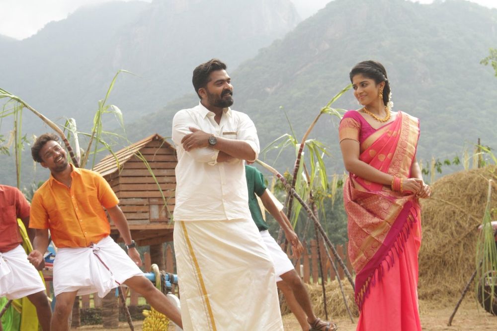 Vantha Rajavathaan Varuven Images.