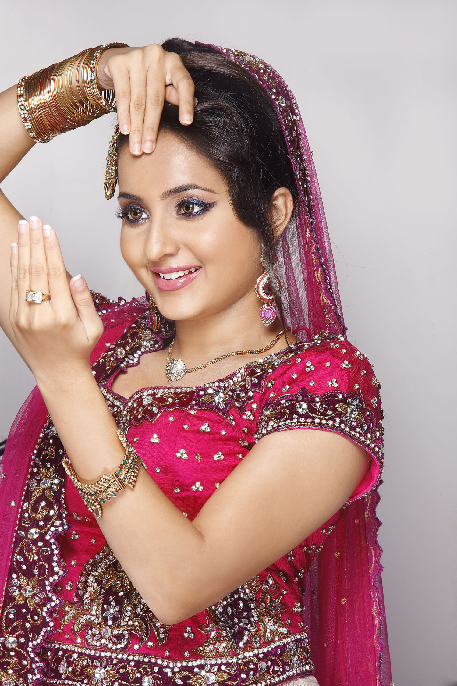 Actress Bhama Cute Photoshoot images