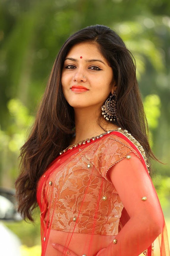 Gayathri Suresh Sizzling Images.