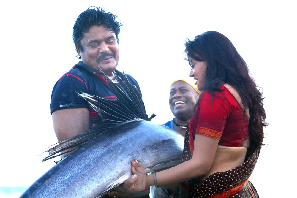 Athiradi Tamil Movie Stills | Mansoor Ali Khan, Moumita Chowdhury, Senthil
