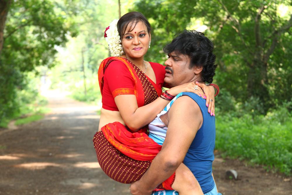 Athiradi Tamil Movie Stills | Mansoor Ali Khan, Moumita Chowdhury