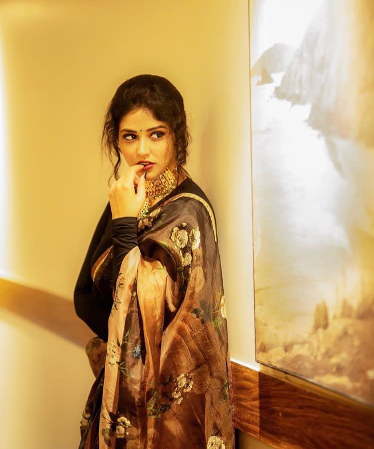 Priyanka Jawalkar Sizzling Stills.