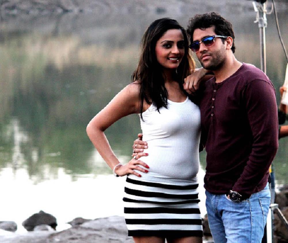 Madmast Barkhaa Hindi Movie Stills | Ekaansh Bhaardwaaj, Leena Kapoor