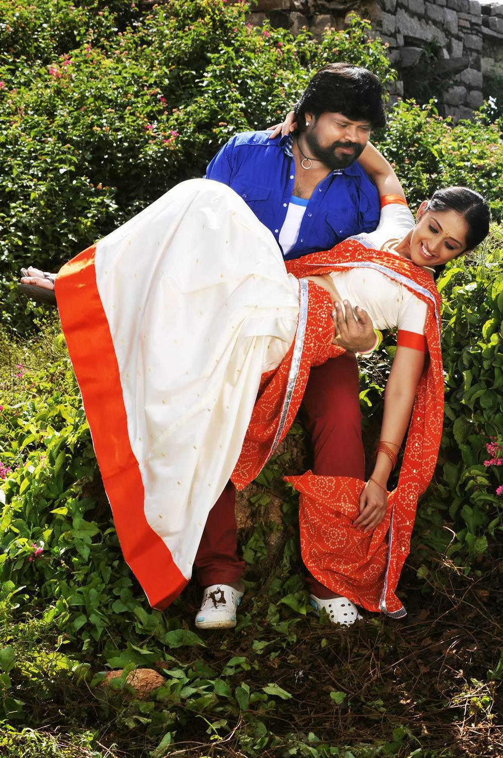 Ranam 2 Telugu Movie Stills | Amma Rajasekhar, Nidhi, Aarthi Agarwal