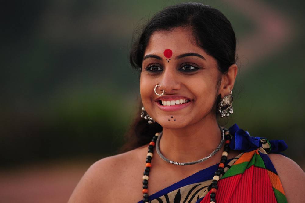 Hithudu Telugu Movie Stills | Meera Nandan