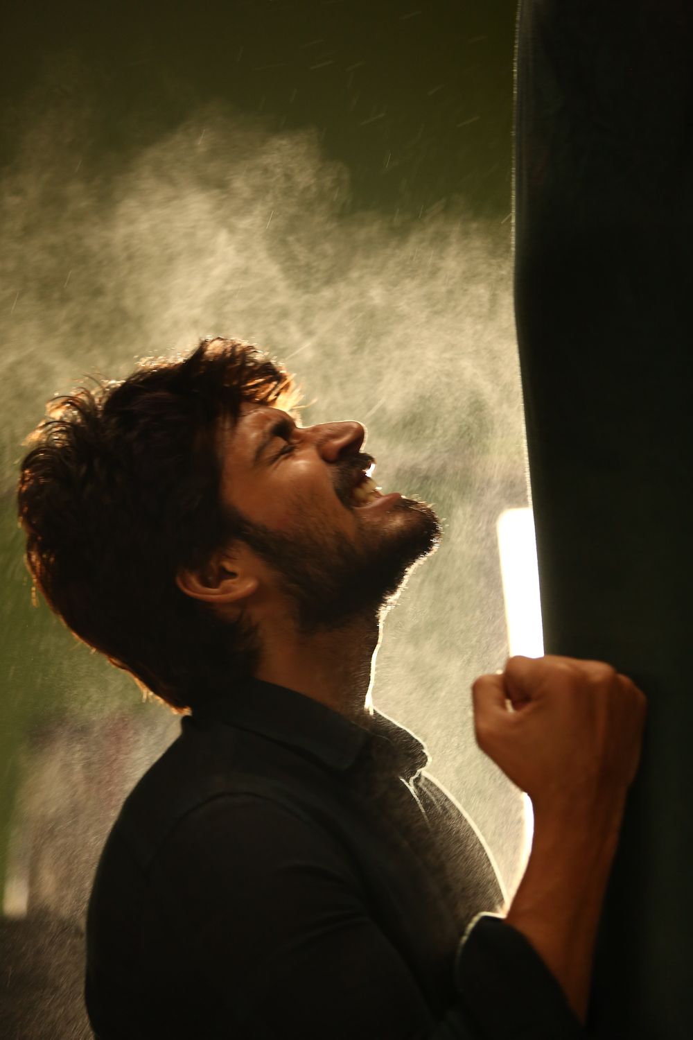 Ispade Rajavum Idhaya Raniyum Latest Stills.
