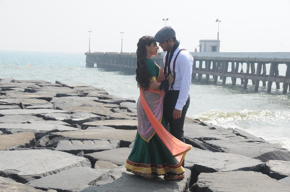 Nee Naan Naam Tamil Movie Stills | Sharwanand, Nithya Menen