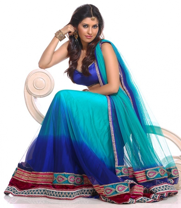 Actress Anchal Singh's Latest Photoshoot Stills 