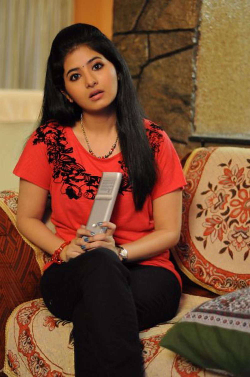 Actress Reshmi Menon Stills from Hyderabad Love Story Telugu Movie