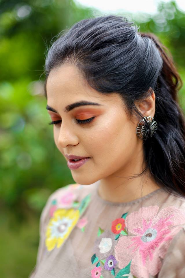 Bindu Madhavi New Stills.