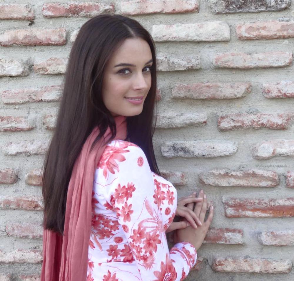 Ishqedarriyaan Hindi Movie Stills | Evelyn Sharma